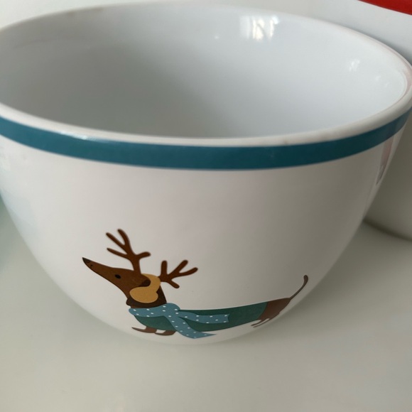 New Set of 3 Christmas Nesting Bowls Holiday Decorπ - Picture 4 of 14